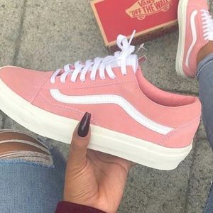 Meet your Posher, Brenae